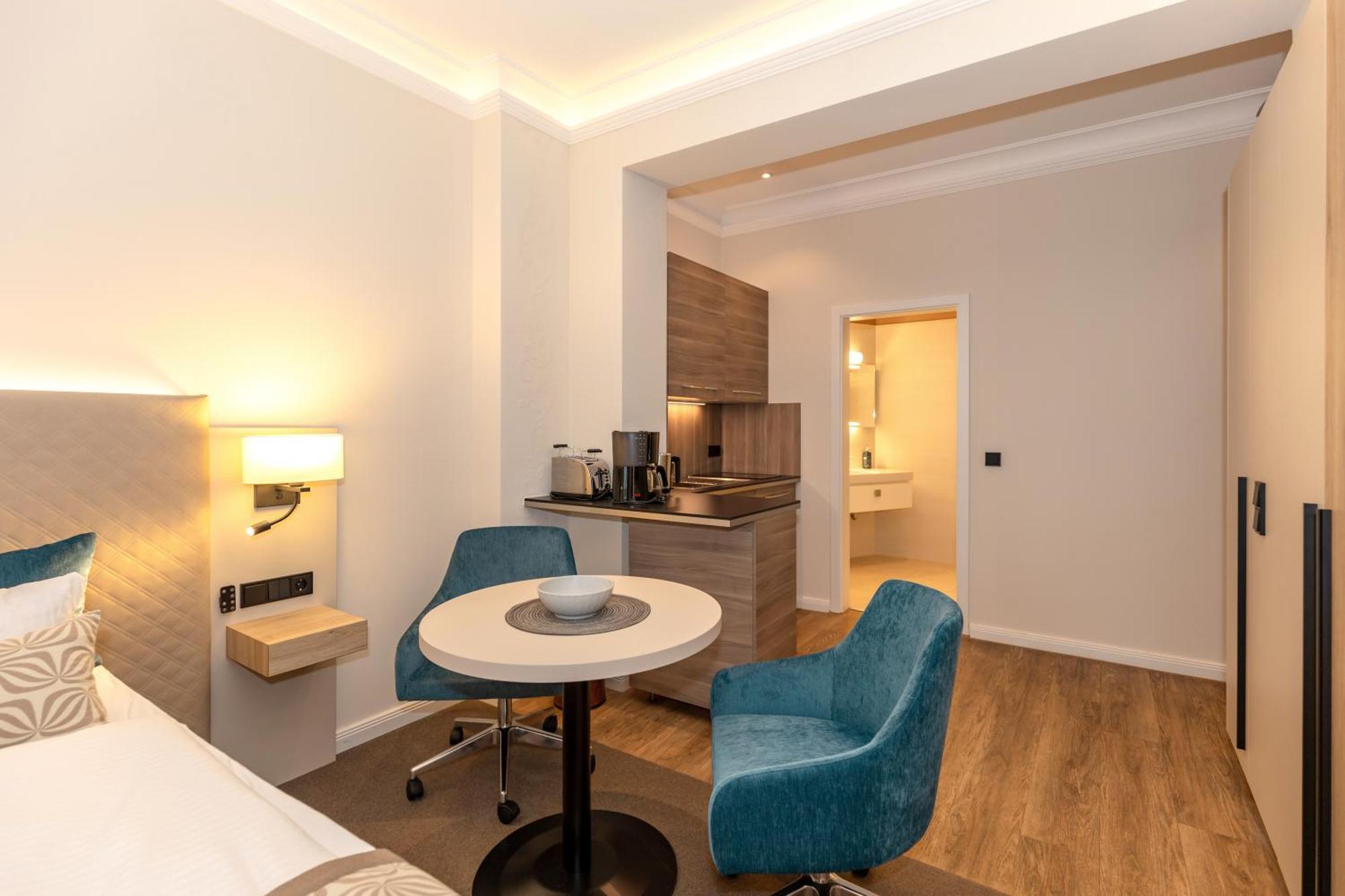 Am Hotel